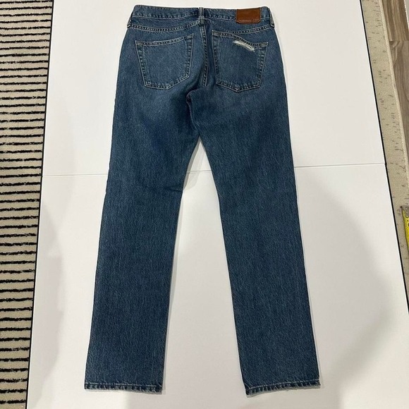 Abercrombie & Fitch Men's Langdom Slim Jeans size 28/30 Distressed - Picture 3 of 5